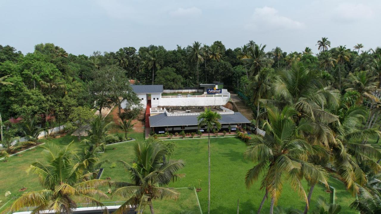 ashtamudi lake garden resorts Kollam Eksteriør bilde