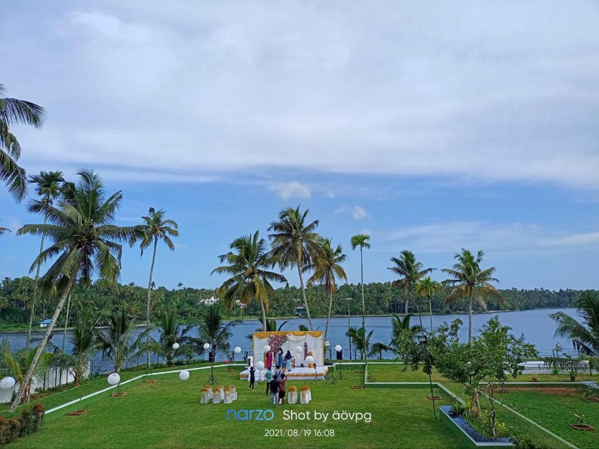 ashtamudi lake garden resorts Kollam Eksteriør bilde